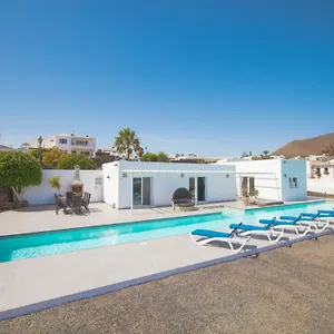  Holiday home Casa With A Private 25 Meter Heated Pool